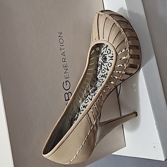 BCBG - Picture 2 of 2